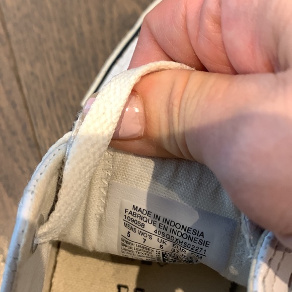 leather white converse - Picture 6 of 6